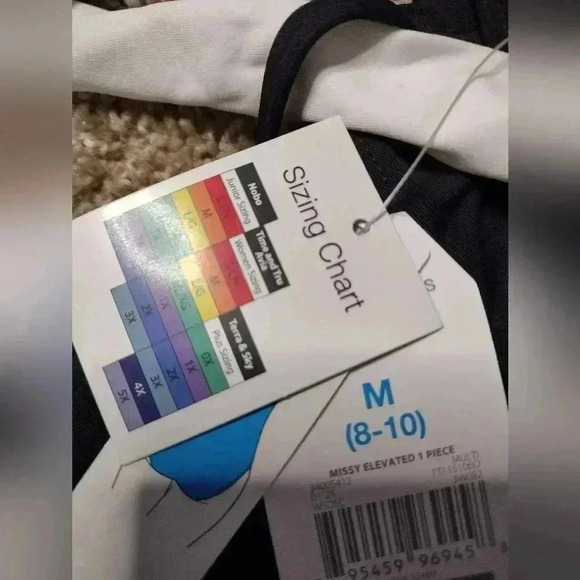 Time and Tru Black and White Colorblock one piece Swimsuit - Picture 11 of 12